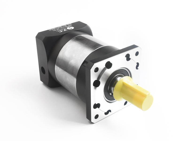 行星減速機(jī)廠家報(bào)訊,鋼鐵俠發(fā)文感謝所有人:愛你們3000遍 行星減速機(jī)廠家報(bào)訊,鋼鐵俠發(fā)文感謝所有人:愛你們3000遍