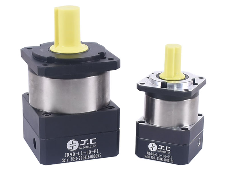 注意三大事項(xiàng)讓您的行星減速機(jī)更“長(zhǎng)壽” 注意三大事項(xiàng)讓您的行星減速機(jī)更“長(zhǎng)壽”